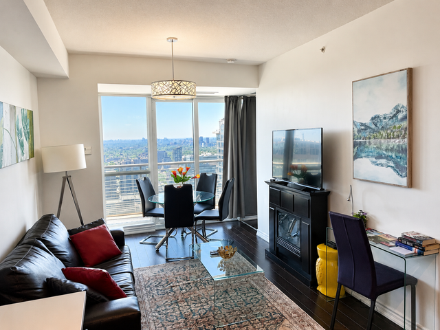 Altitude Suites - Furnished Family 2BR Downtown Toronto