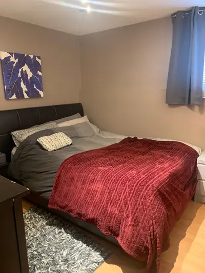 Fully furnished bedroom and private bathroom in the basement of a bungalow house in the quiet area -...