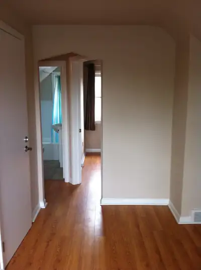 Upper apt. One tenant. All inclusive, no laundry. $1400. / month. Avail June 1 . Call 519-777-7417.