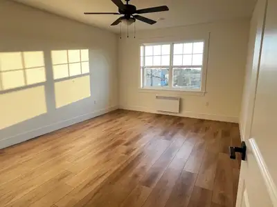 Fully furnished turn key apartment kind of Airbnb -2 bedroom & 2 bathroom available in East royalty…...