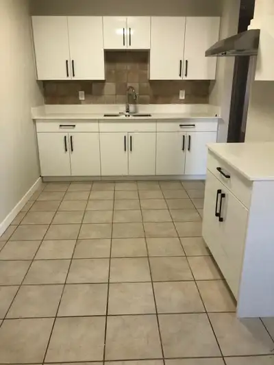 Room for rent for girl ( student) In the basement All the utilities included hydro and electricity e...