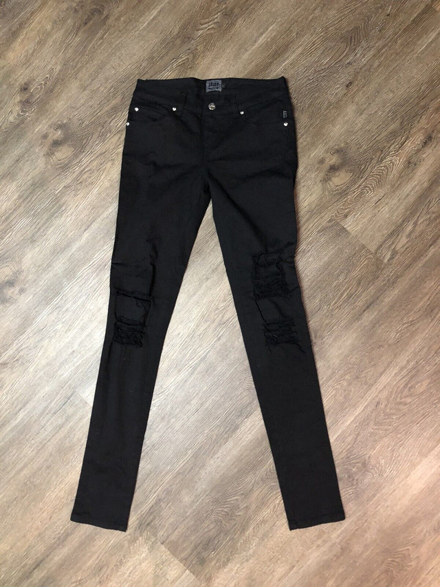 Tripp skinny leg black jeans size 3 in Women's - Bottoms in Oshawa / Durham Region