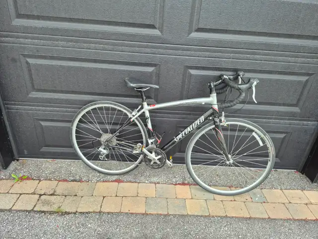 Specialized Seguoia small road bicycle in Road in Ottawa - Image 2