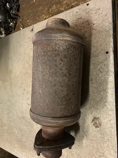 Anj recycling 2001 Thickson rd s unit 10 Whitby is buying catalytic converters. Send a full picture...