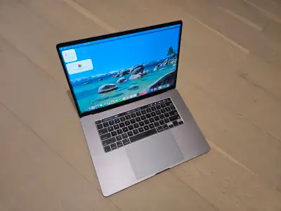 Macbook Pro 16" 2.6GHz i7 16gb with Touch Bar ID, View more