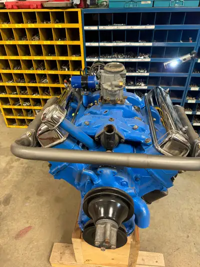 272 Y Block Ford engine completely rebuilt with 0,040 over pistons, 0.020 main bearings, 0.030 rod b...