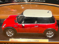 MINI Cooper Special Edition Maisto Red w/White Top  Die-cast Car