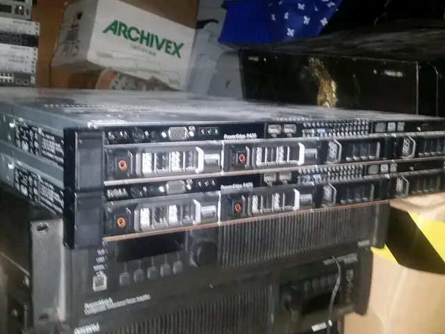 dell poweredge r420 2x quadcore 32 gig 2x 300g windows server 08 in Other in City of Montréal - Image 5