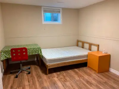 Room for rent to UTM female student