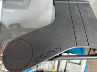 Ergotron 33-299-195 LX Dual Monitor Display Lift Stand (Black)
