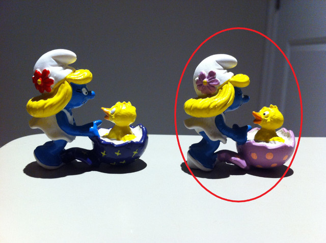 Smurfs - Vintage Smurfette with Purple Easter Egg Chick in Arts & Collectibles in Ottawa - Image 2