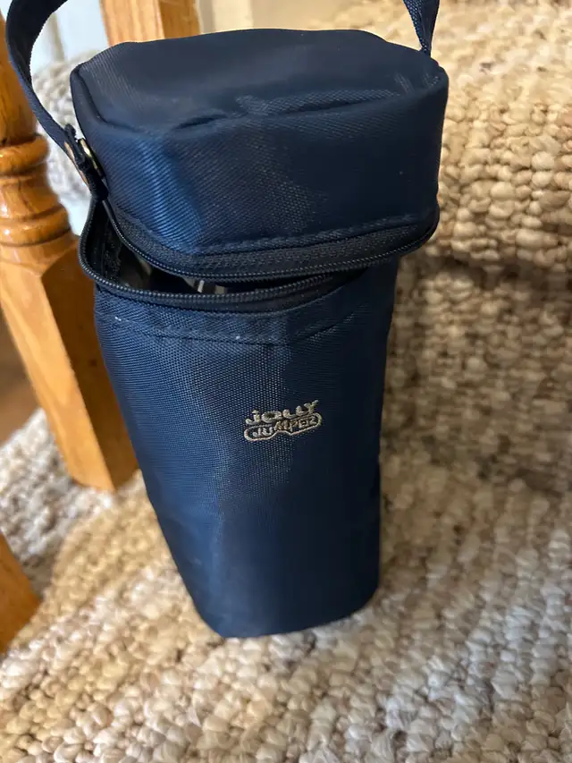Jolly Jumper Baby bottle holder $5, insulated in Feeding & High Chairs in Oakville / Halton Region - Image 3