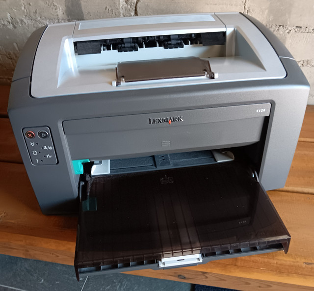 Lexmark E120 (Black+White) Laser Printer. in Printers, Scanners & Fax in City of Toronto