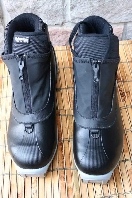 Cross country ski boots men’s SNS Profil Salomon UK 9, USA 9.5 4 in Ski in City of Toronto - Image 7