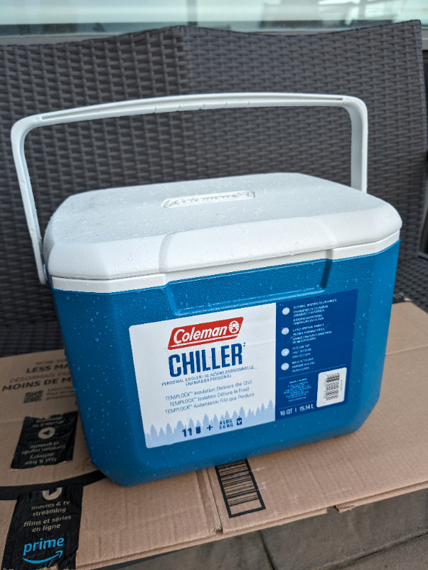 Coleman Cooler in Fishing, Camping & Outdoors in City of Toronto
