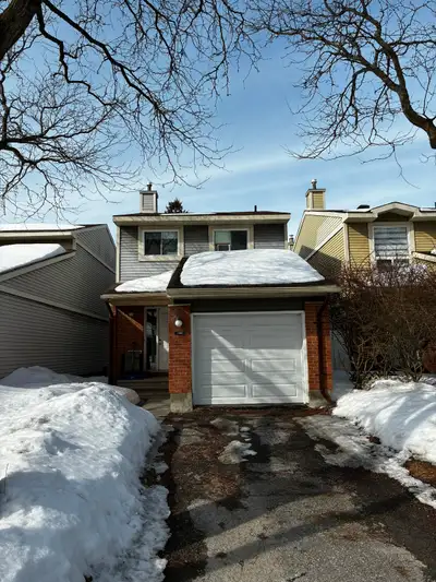 Executive 2-STORY SINGLE FAMILY HOME, 3+1 BEDRMS, BASELINE/FISHER, MAY 1, 2026 The Home is Located o...
