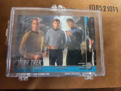 10 dollars each vintage star trek cards and case, View more
