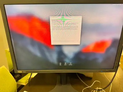 LaCie 526 Monitor with Blue Eye Calibrator, View more