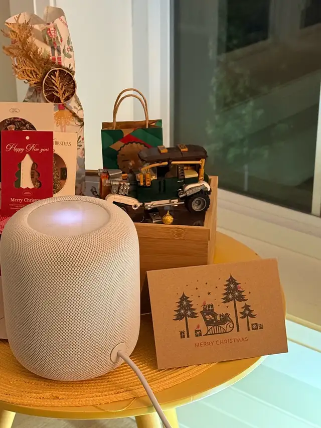 apple speaker62864745851267127