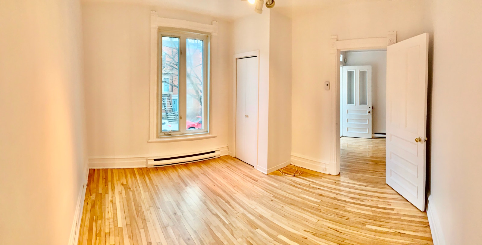 4 1/2 appartement rénové et lumineux dans HOMA — photo 2