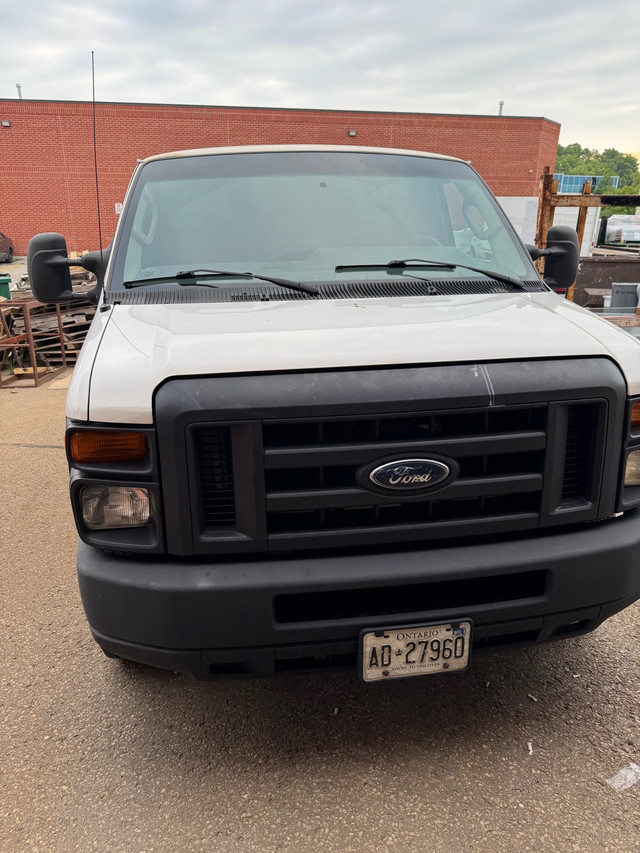 2011 Ford E350 in Cars & Trucks in Markham / York Region - Image 2