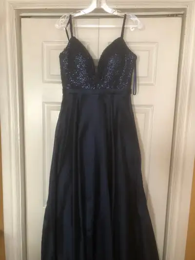 paid over $400 from boutique in ottawa, asking $150. wore once.