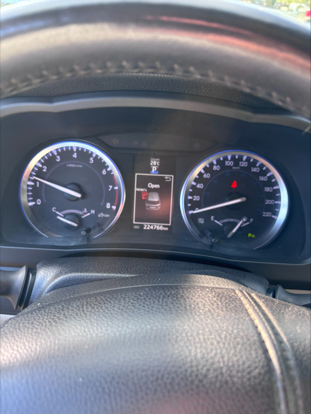 2014 TOYOTA HIGHLANDER in Cars & Trucks in Lloydminster - Image 3