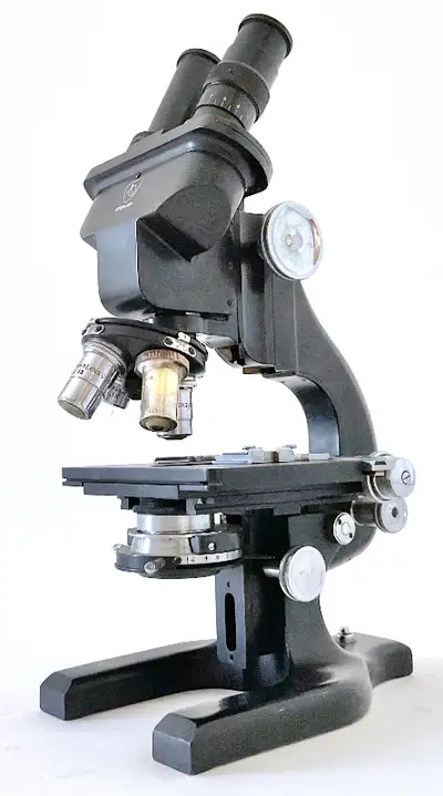 Antiquité. Collection Microscope AO Spencer 4 objectifs, View more