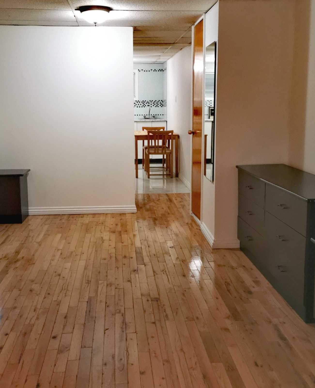 43e Avenue — photo 3