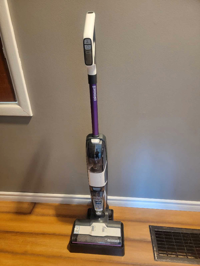 Bissell Crosswave hard floor mop in Vacuums in Thunder Bay