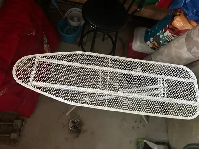 Ironing board63826837948545121