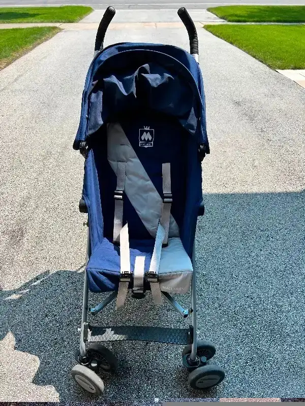 MACLAREN - Umbrella Stroller in Strollers, Carriers & Car Seats in St. Catharines - Image 4