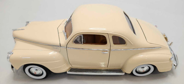 1941 Plymouth Coupe Deluxe Edition 1:18 Diecast Yat Ming Rare in Arts & Collectibles in Kawartha Lakes - Image 4