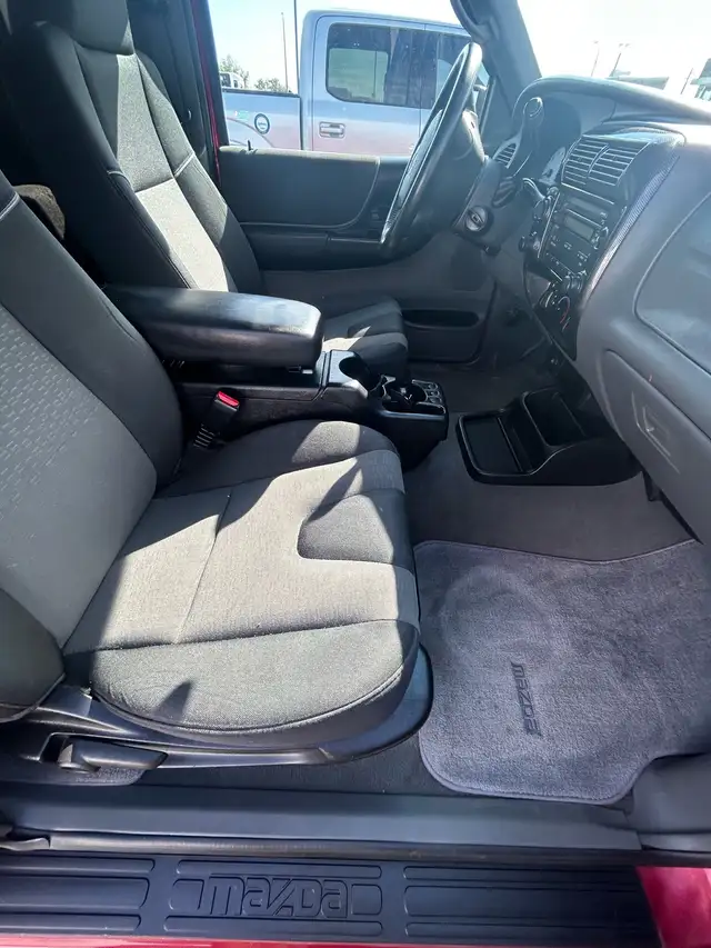2009 Mazda B4000547508118619443207