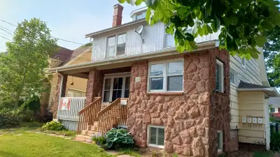 1 Bed 1 Bath Apartment