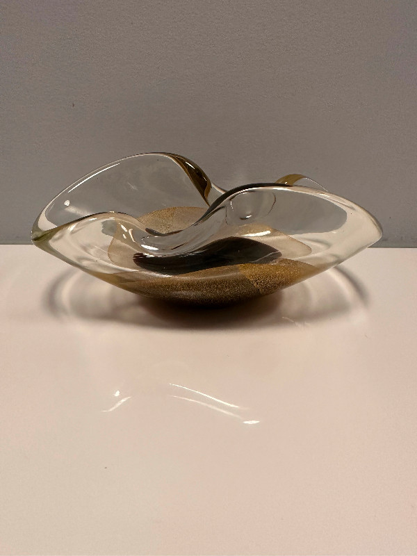 VASE PLAT EN VERRE SOUFFLÉ BLOWN GLASS RÉTRO VINTAGE MID CENTURY dans Art et objets de collection  à Ville de Montréal - Image 4