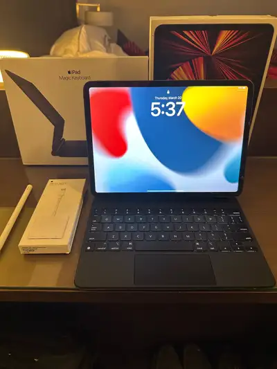 iPad Pro 11 2TB, View more