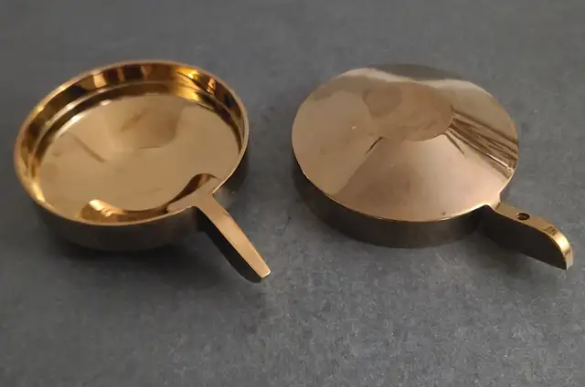 BRAND NEW - Nespresso Vertuo Coffee Machine - Cup Support Tray in Coffee Makers in London - Image 3