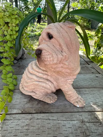 Height Length The figurine was manufactured by United Design Corp under the Animal Classics brand. M...