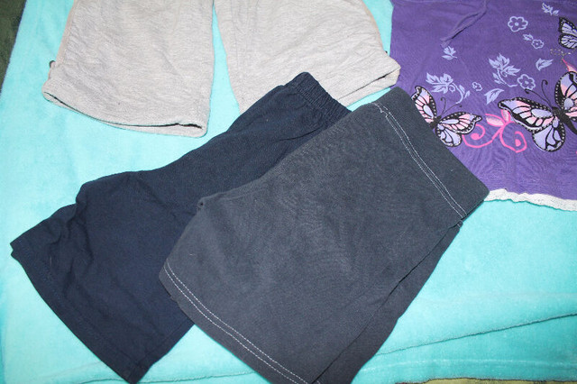 active wear women's small or girls 14 in Women's - Other in Oshawa / Durham Region - Image 2