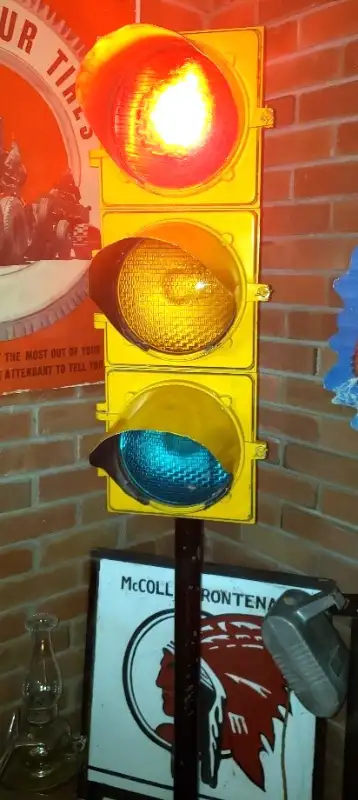 1970's Steel traffic Light on pole 77 inches Can be seen at DD Antiques 15 Gray Ave. Long Sault By A...