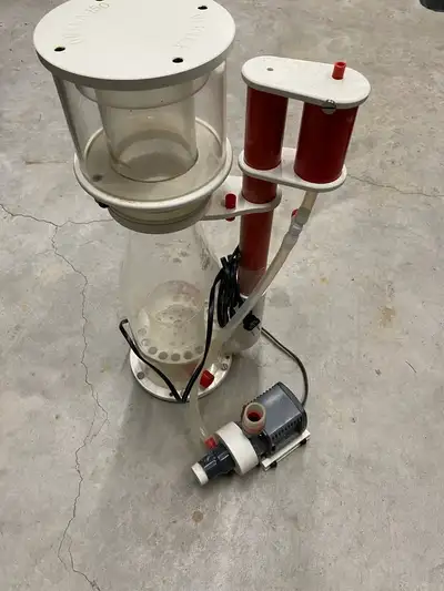 Awesome working Vertex 150 Vertex Omega 150 Protein Skimmer is engineering and style as you would ex...