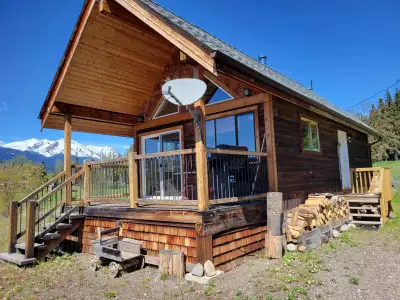 Available June 30. Main bedroom has queen bed plus 2 single beds in loft. Covered sundeck, washer, d...