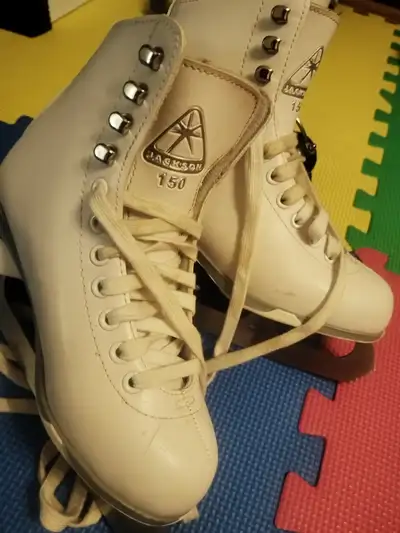 Size 3  Figure skates, View more