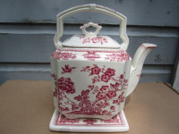 Vintage Mason's "manchu" ironstone teapot and stand