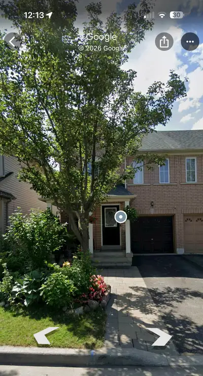 Large Private Room for Rent – Ajax Clean, bright large bedroom available in a quiet Ajax home. Perfe...