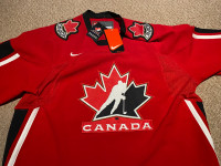 Canadian IIHF Hockey Jersey  *** REDUCED!!