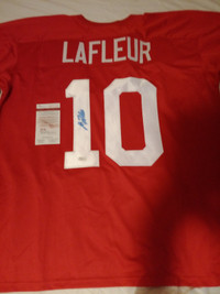 Autographed Team Canada Jersey signed by yFleur with COA