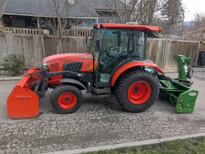2018 Kubota L6060, 4WD, Hydrostat Transmission, 1432 Hours. Heat, A/C, front and rear wipers, left a...