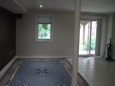 Self contain large and bright 1 bed room basement apartment with